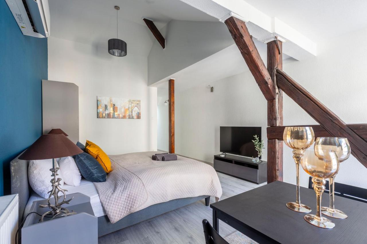 Rustic Central Studios By Lh Budapest Esterno foto